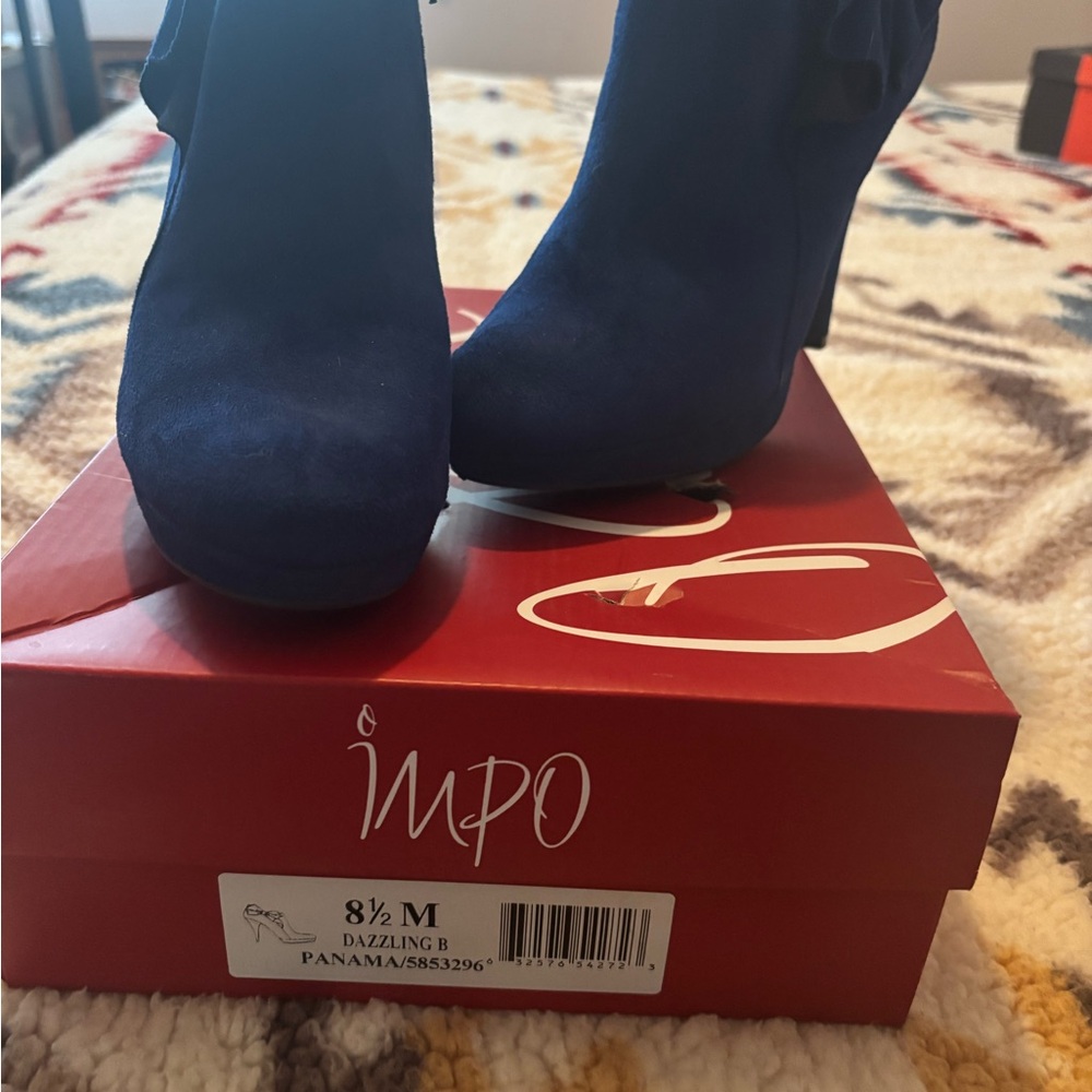 Impo Women's Dazzling Blue Heeled Boots